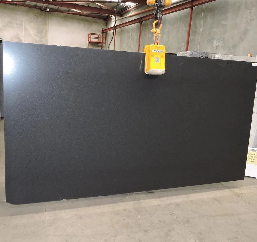 Jet Black Granite Slab għall-kamra tal-banju